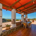 Casa Herrero Holiday home *